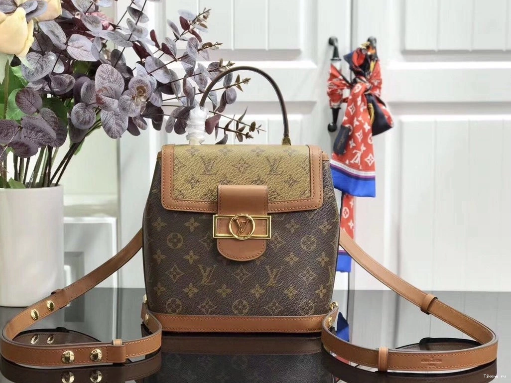 Affordable VUITTON DAUPHINE LOUIS BACKPACK 0824